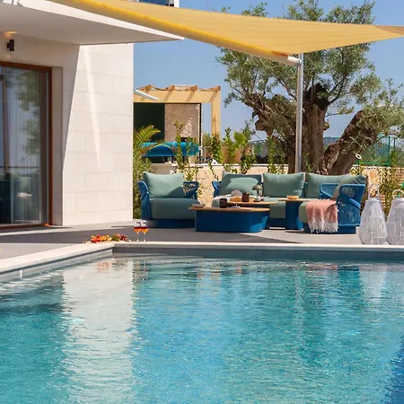 Luxury - Sea La Vie *