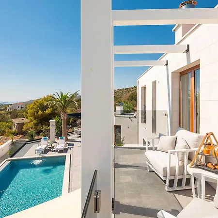 Luxury - Sea La Vie Holiday home *