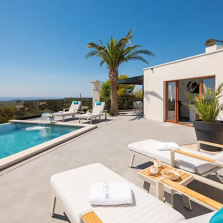 Luxury - Sea La Vie Holiday home